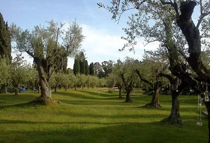 هتل Il Casale Corte Rossa