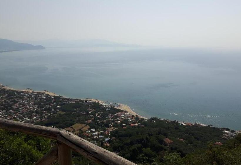 בית מלון כפרי Il Casale Corte Rossa