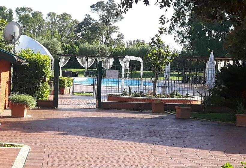 בית מלון כפרי Il Casale Corte Rossa