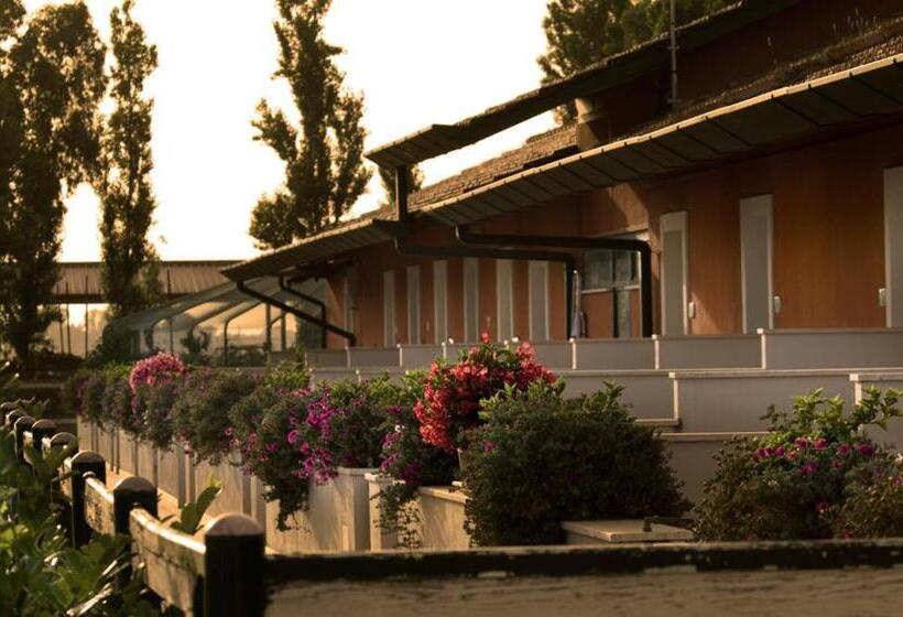 בית מלון כפרי Il Casale Corte Rossa