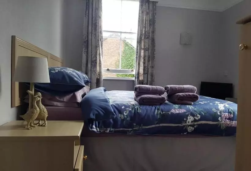پانسیون Alexandra Lodge Guest House