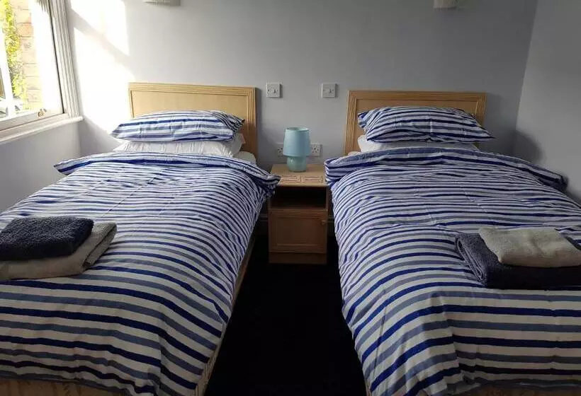 پانسیون Alexandra Lodge Guest House