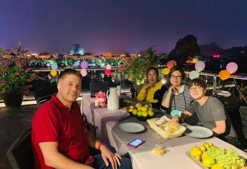 פנסיון Li River Resort Villa