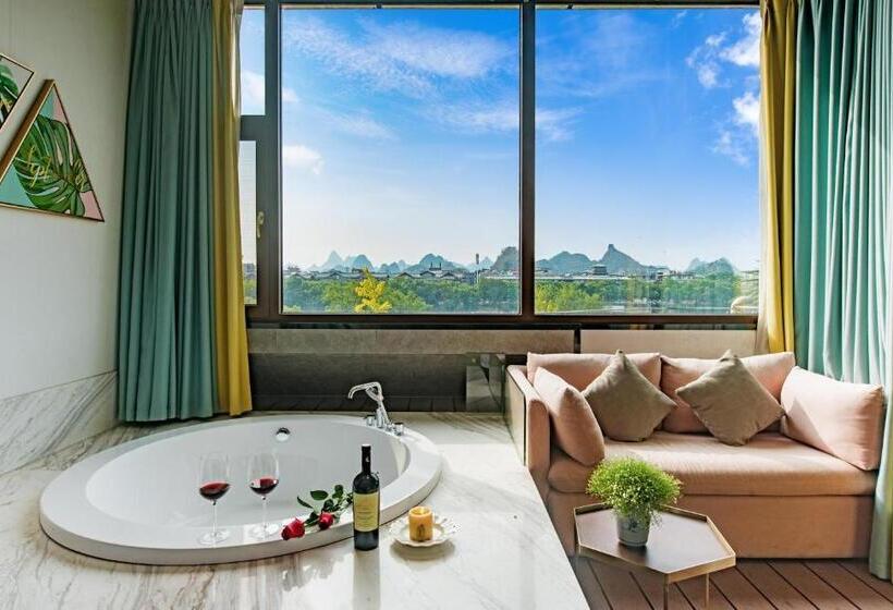 פנסיון Li River Resort Villa