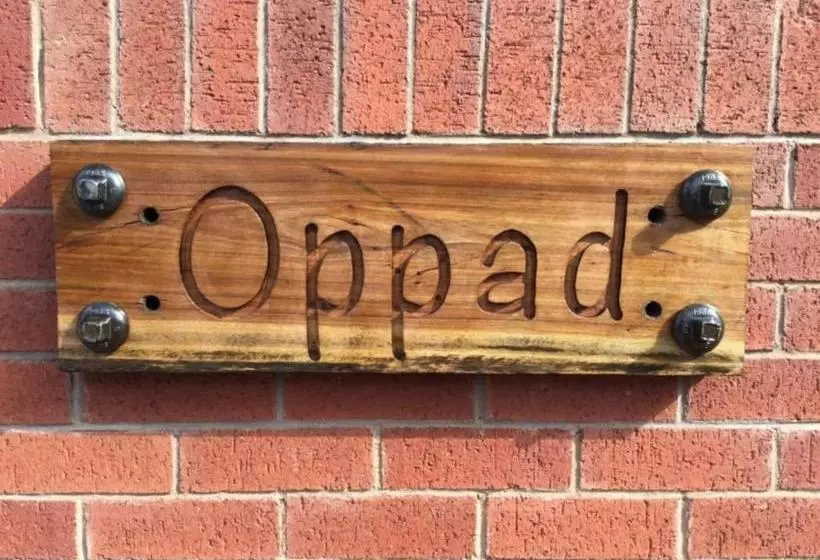 پانسیون Oppad