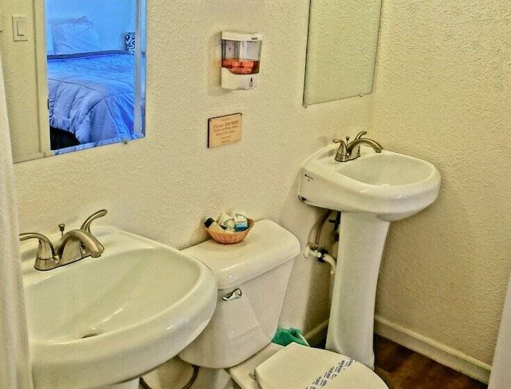 Arbor Inn Motel Oakridge