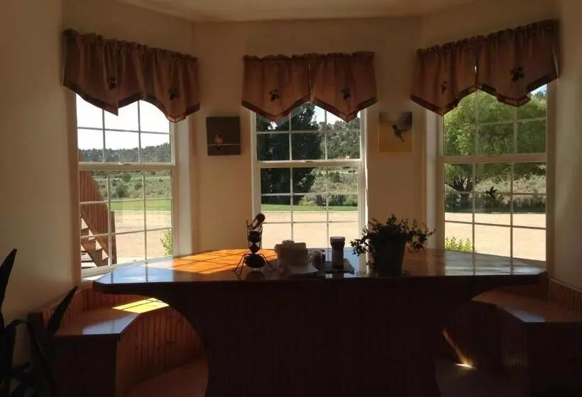 Bullberry Inn Bed & Breakfast