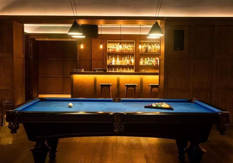 هتل The Shanghai Edition