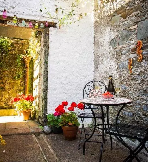 Margaret's Cottage B&b
