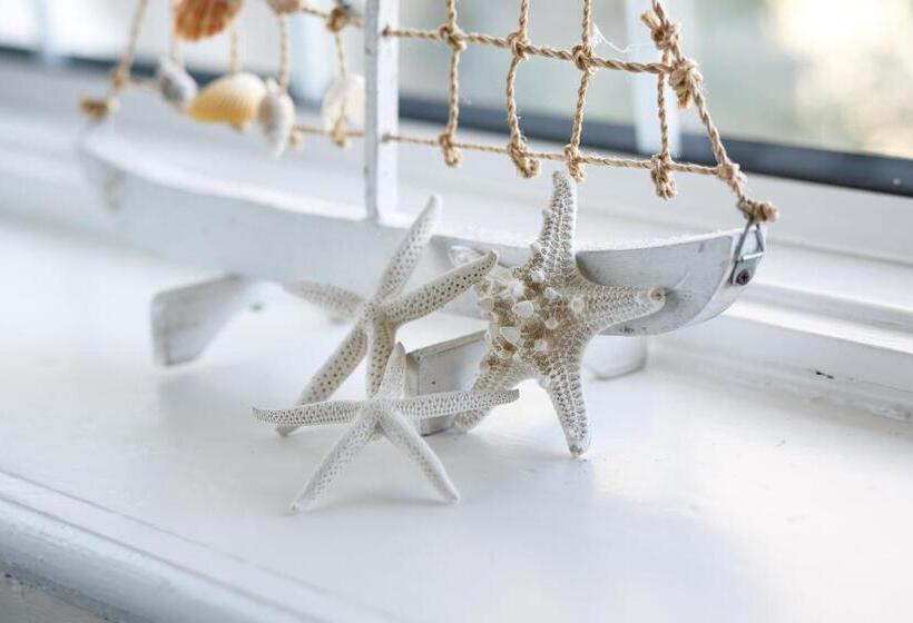 Margaret's Cottage B&b