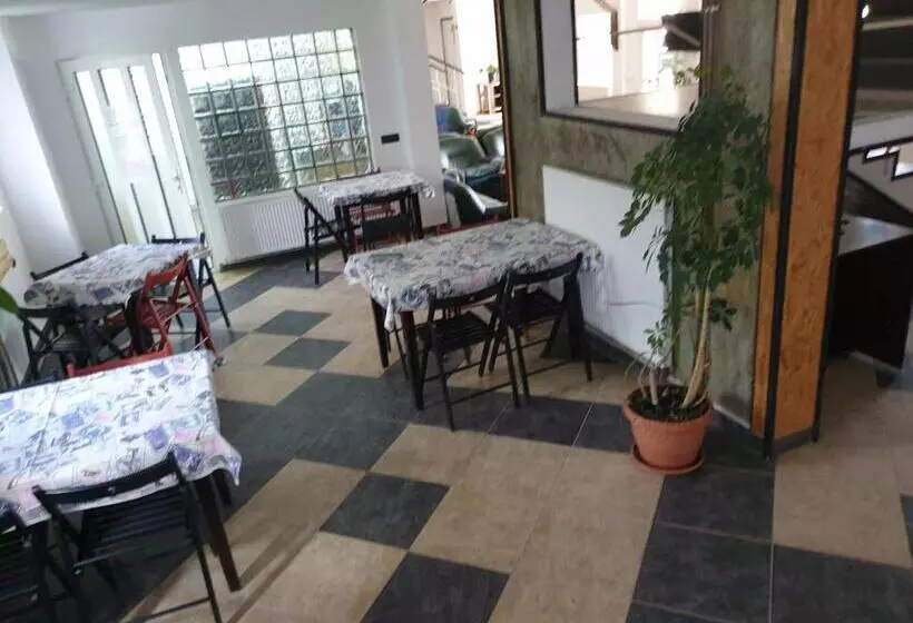 ペンション Casa David