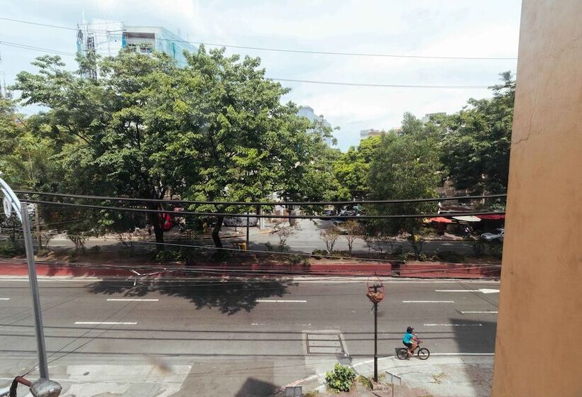 膳宿费 Reddoorz Near Quirino Station Manila