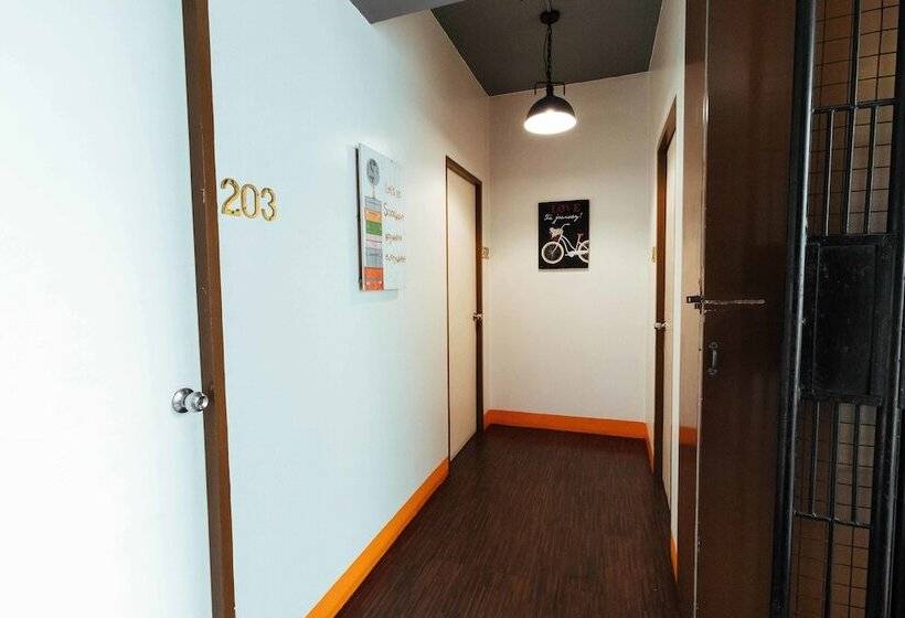 膳宿费 Reddoorz Near Quirino Station Manila