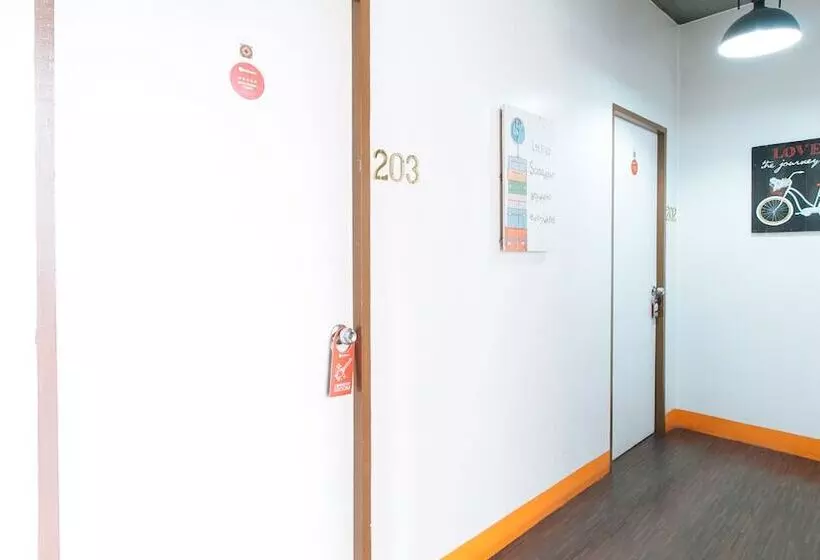 ペンション Reddoorz Near Quirino Station Manila