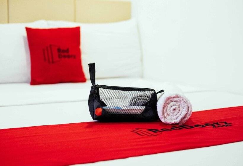 膳宿费 Reddoorz Near Quirino Station Manila