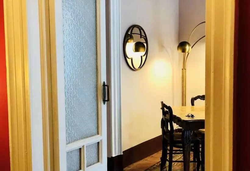 تختخواب و صبحانه I Lumi