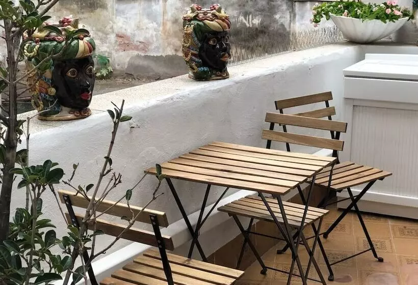 تختخواب و صبحانه I Lumi