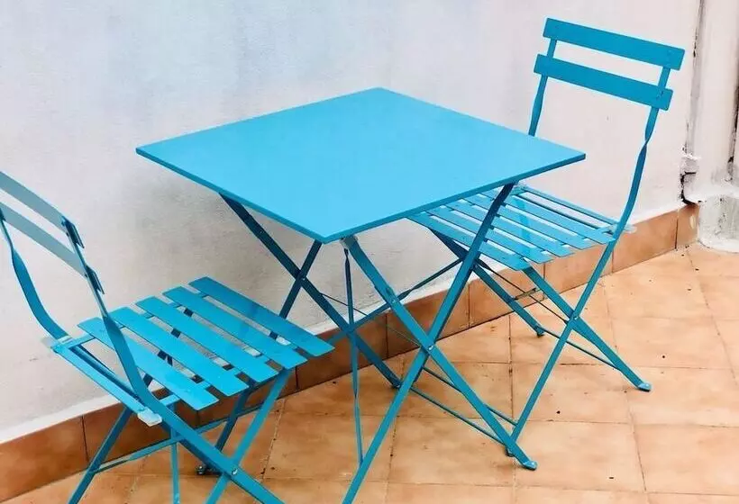 تختخواب و صبحانه I Lumi