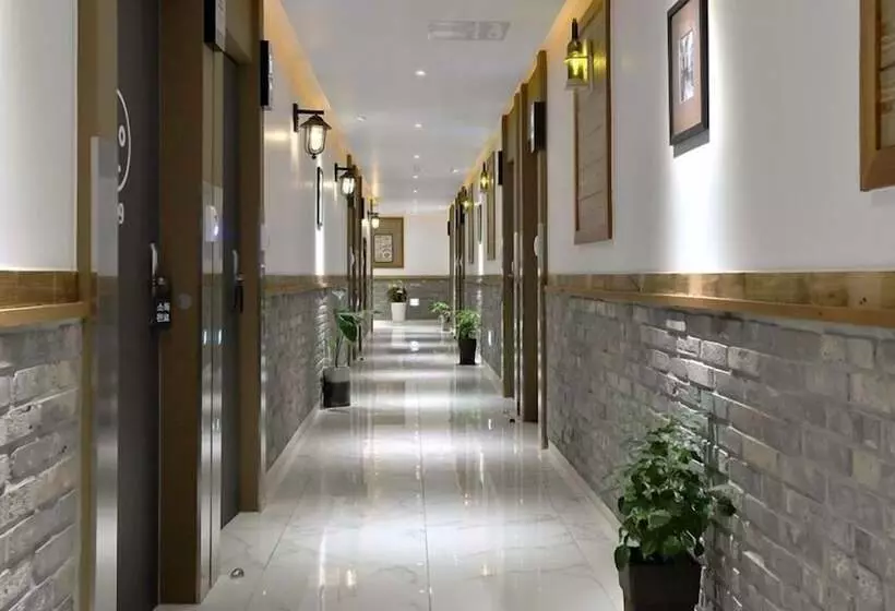 Hotelli Yeogieutte Dongdaegu