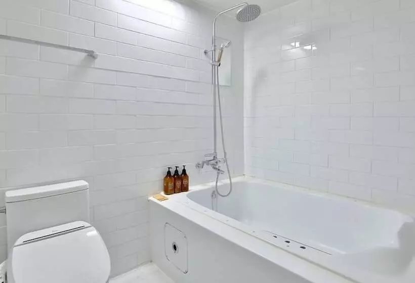 Hotelli Yeogieutte Dongdaegu