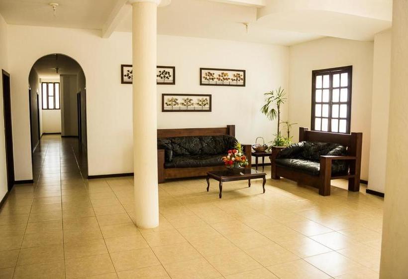 فندق Pousada Trevo