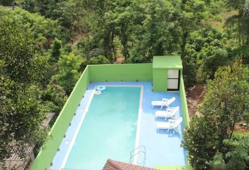 ホテル Woodnote Thekkady