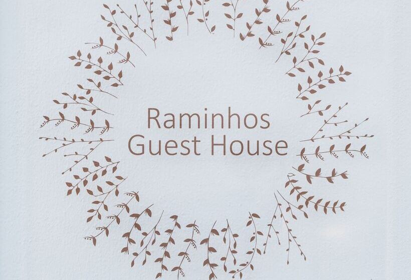 פנסיון Raminhos Guest House