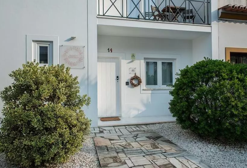 Majatalo Raminhos Guest House