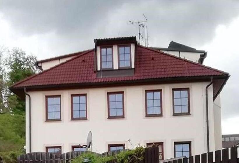 هاستل Fairy Tale Prague From Lev I Sova