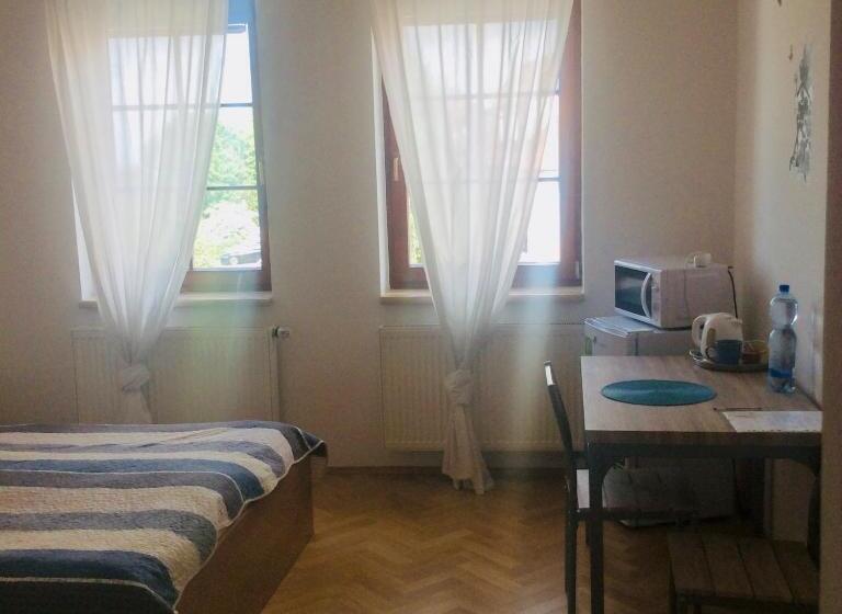 هاستل Fairy Tale Prague From Lev I Sova