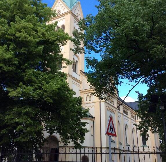 هاستل Fairy Tale Prague From Lev I Sova