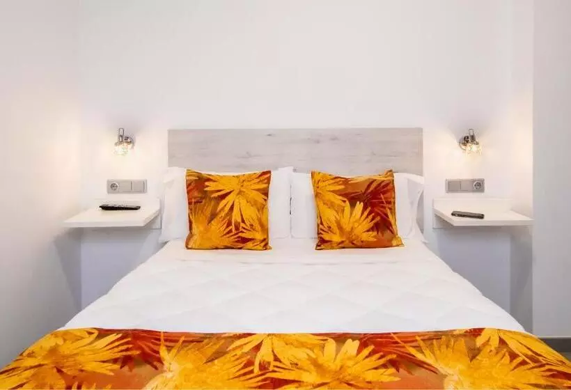 ホテル Amphora Alojamiento Ecija