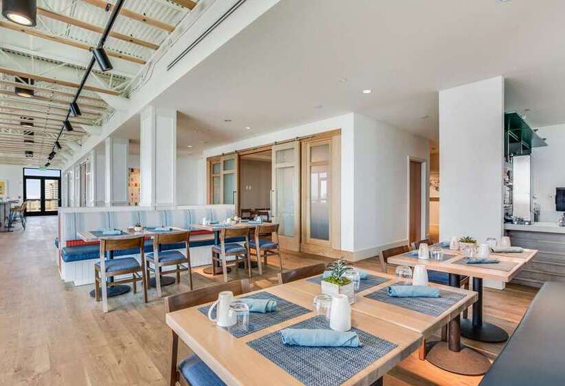 فندق The Lodge At Gulf State Park, A Hilton