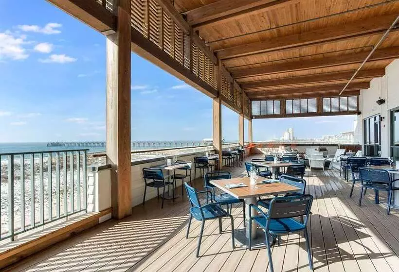 هتل The Lodge At Gulf State Park, A Hilton