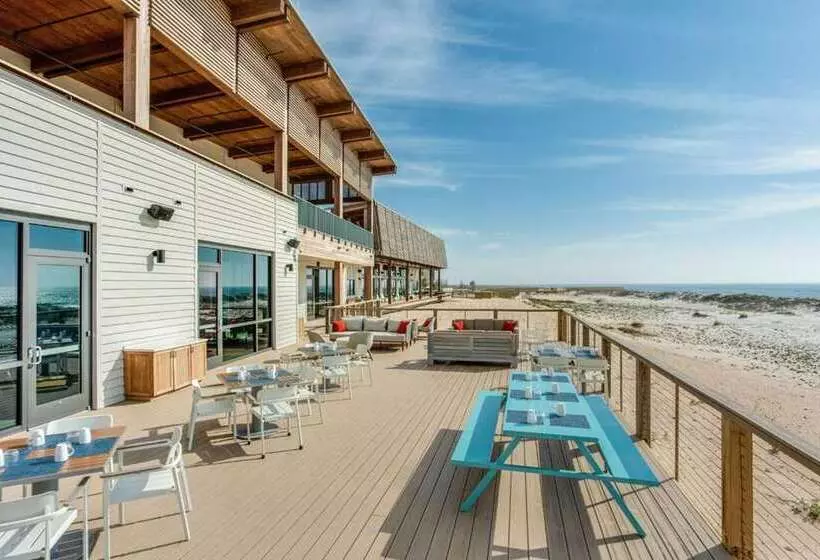 هتل The Lodge At Gulf State Park, A Hilton