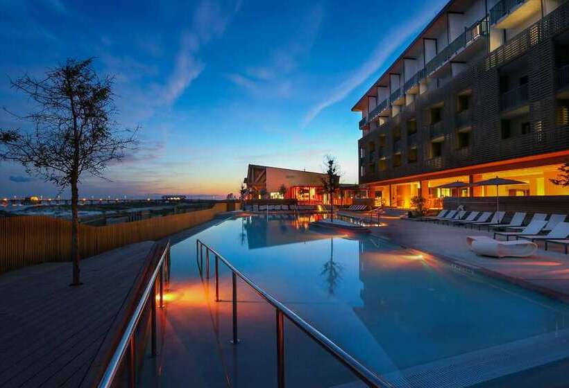 فندق The Lodge At Gulf State Park, A Hilton