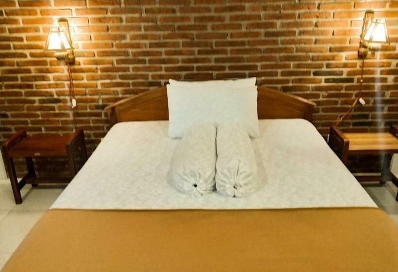 پانسیون Genthong Homestay