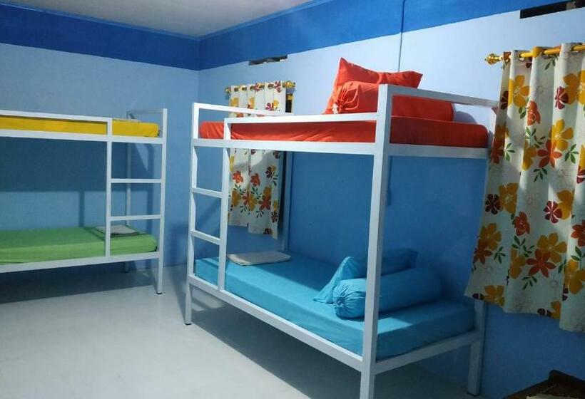 پانسیون Genthong Homestay