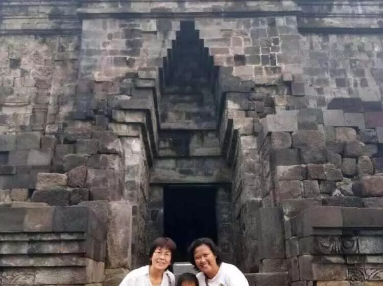 پانسیون Genthong Homestay