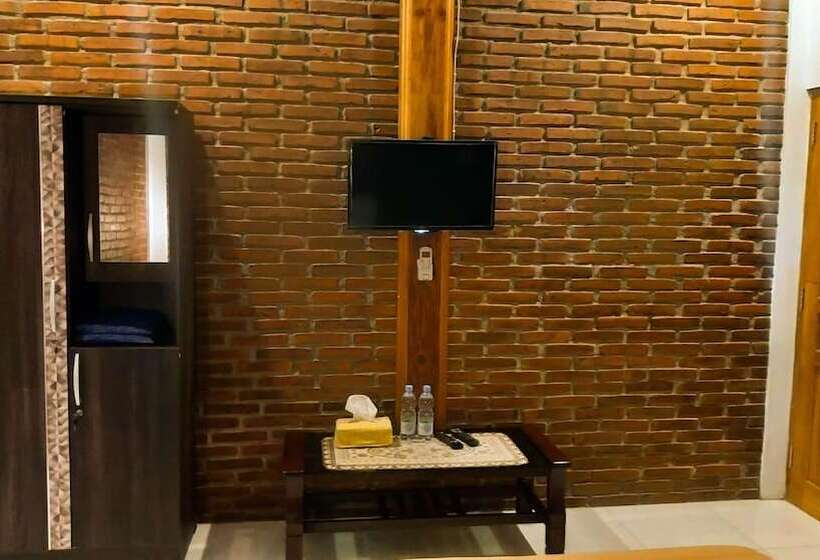 پانسیون Genthong Homestay