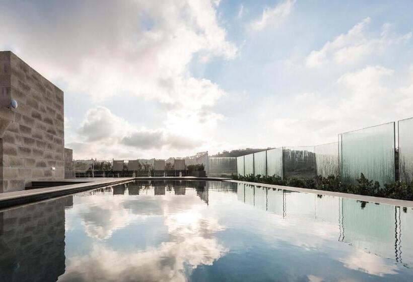 هتل Cesca S Boutique