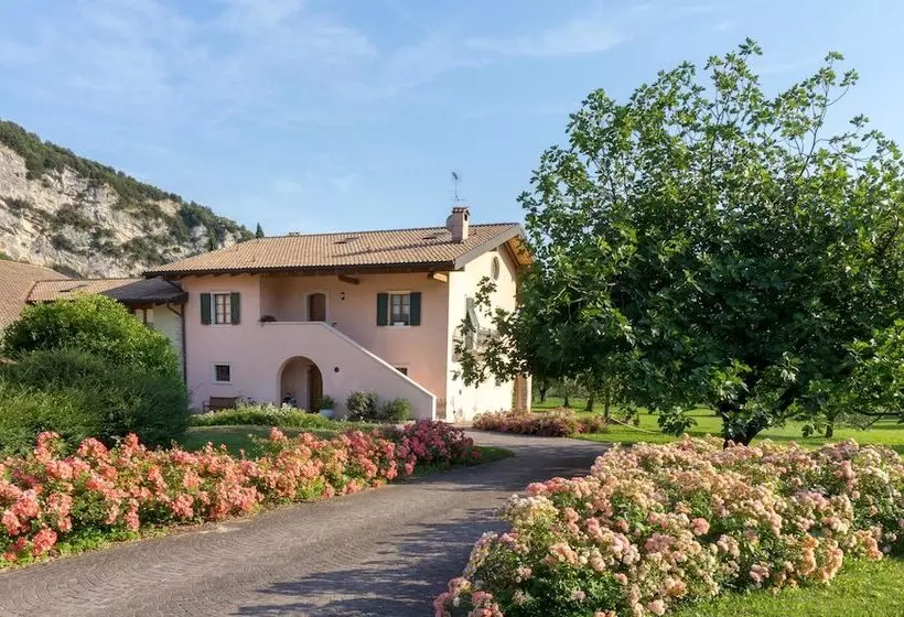 Hotelli O_live Agriresort