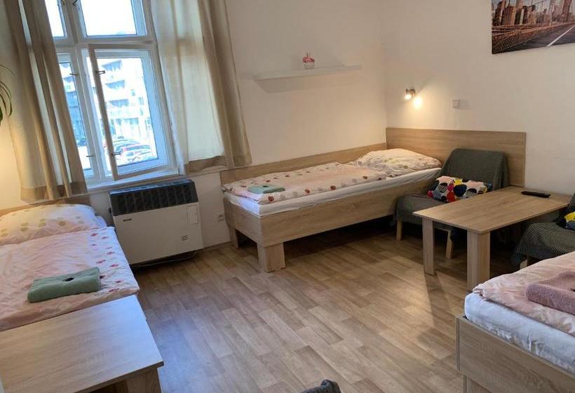 膳宿费 Penzion Mar