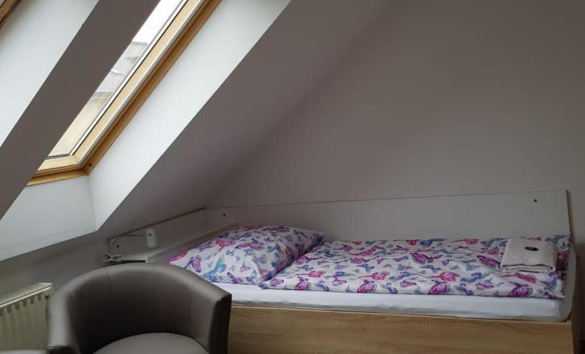 膳宿费 Penzion Mar