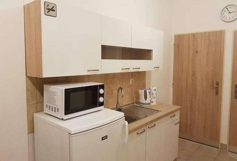 膳宿费 Penzion Mar