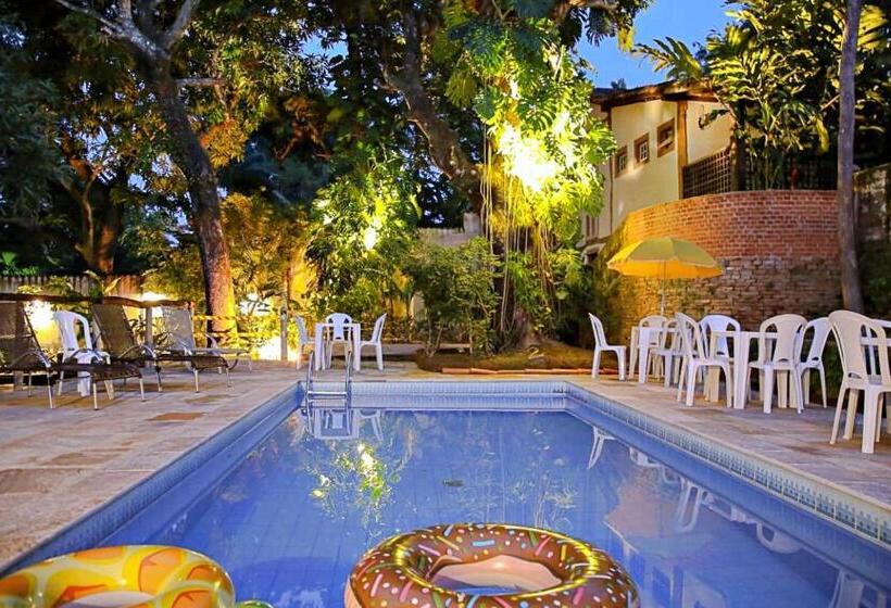 پانسیون Pousada Das Cavalhadas