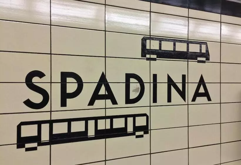 پانسیون Spadina Guesthouse