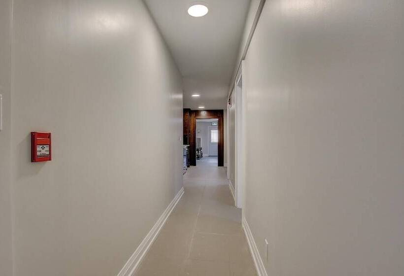 펜션 Spadina Guesthouse