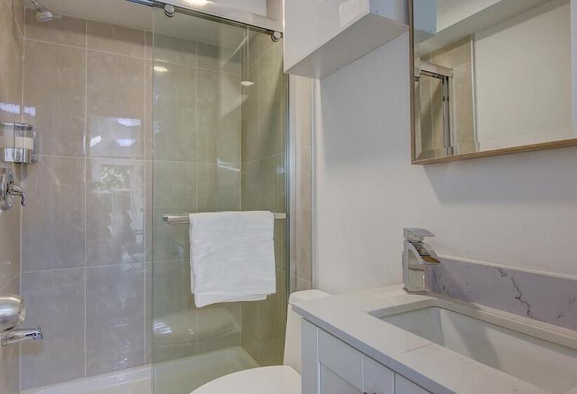 펜션 Spadina Guesthouse