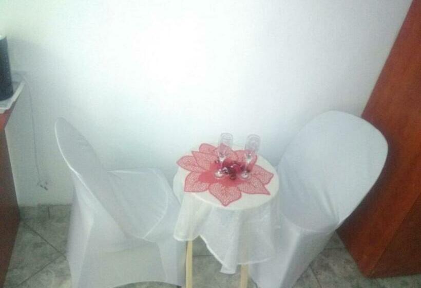 بنسيون Thatontle